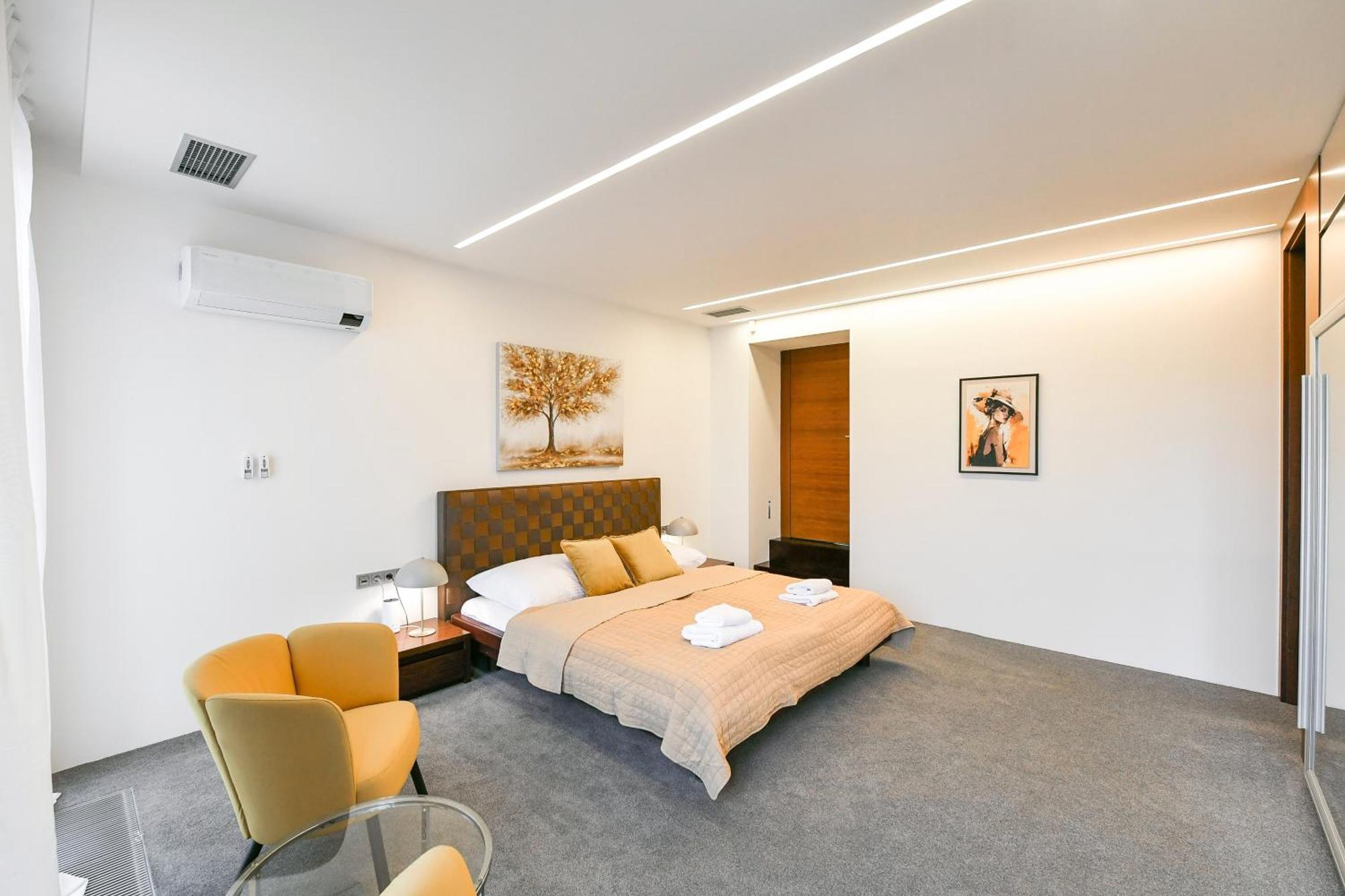 Presidential Penthouse, 303M2, Jacuzzi On Terrace, Sauna, 6Bdrm, 4Bthrm, Ac, Lift Prag Exterior foto
