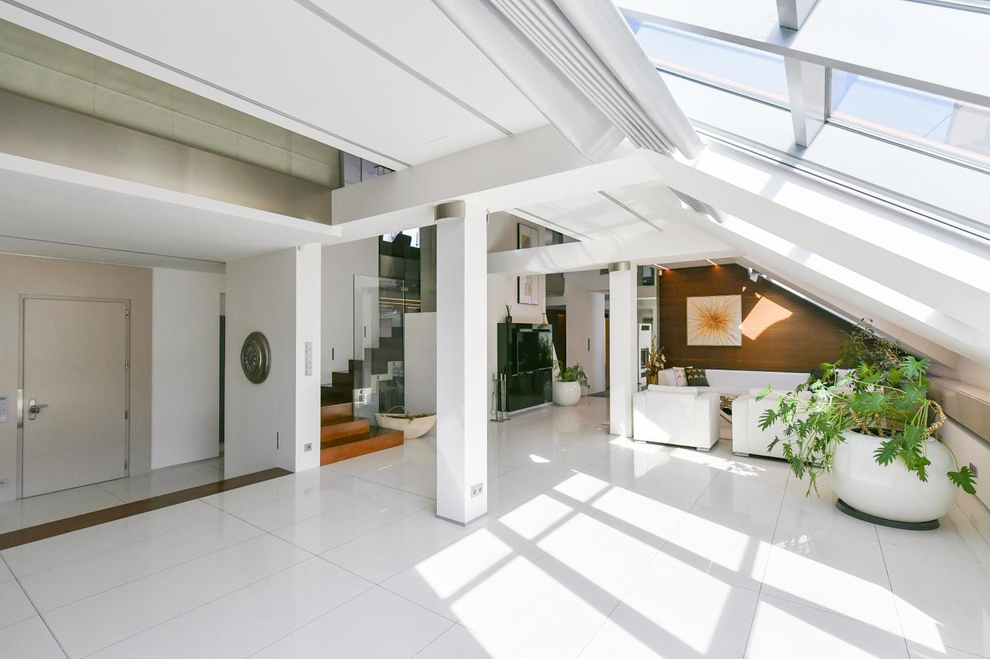 Presidential Penthouse, 303M2, Jacuzzi On Terrace, Sauna, 6Bdrm, 4Bthrm, Ac, Lift Prag Exterior foto