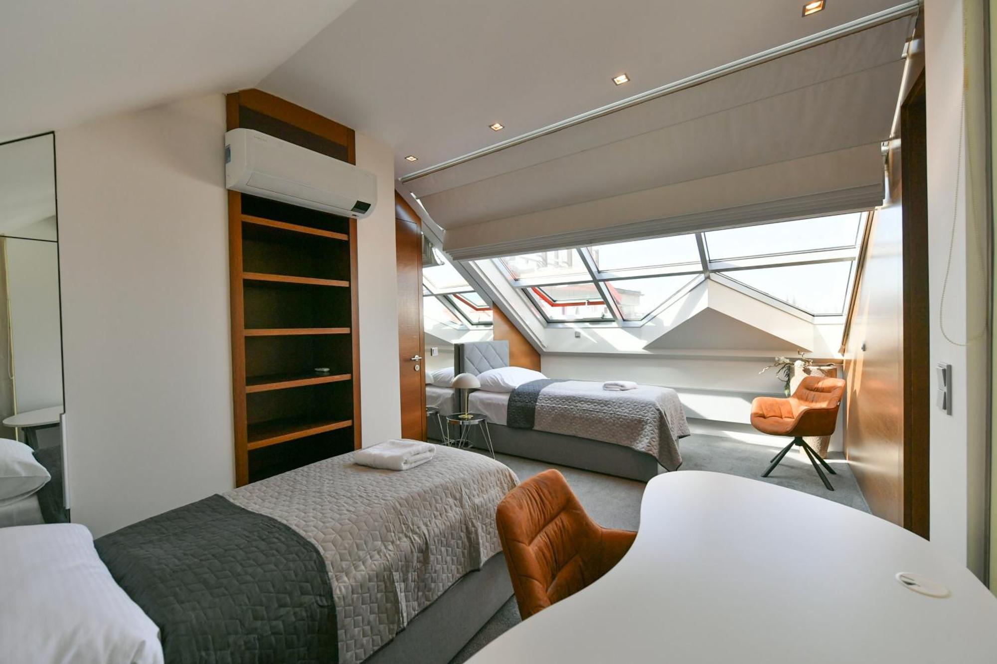 Presidential Penthouse, 303M2, Jacuzzi On Terrace, Sauna, 6Bdrm, 4Bthrm, Ac, Lift Prag Exterior foto